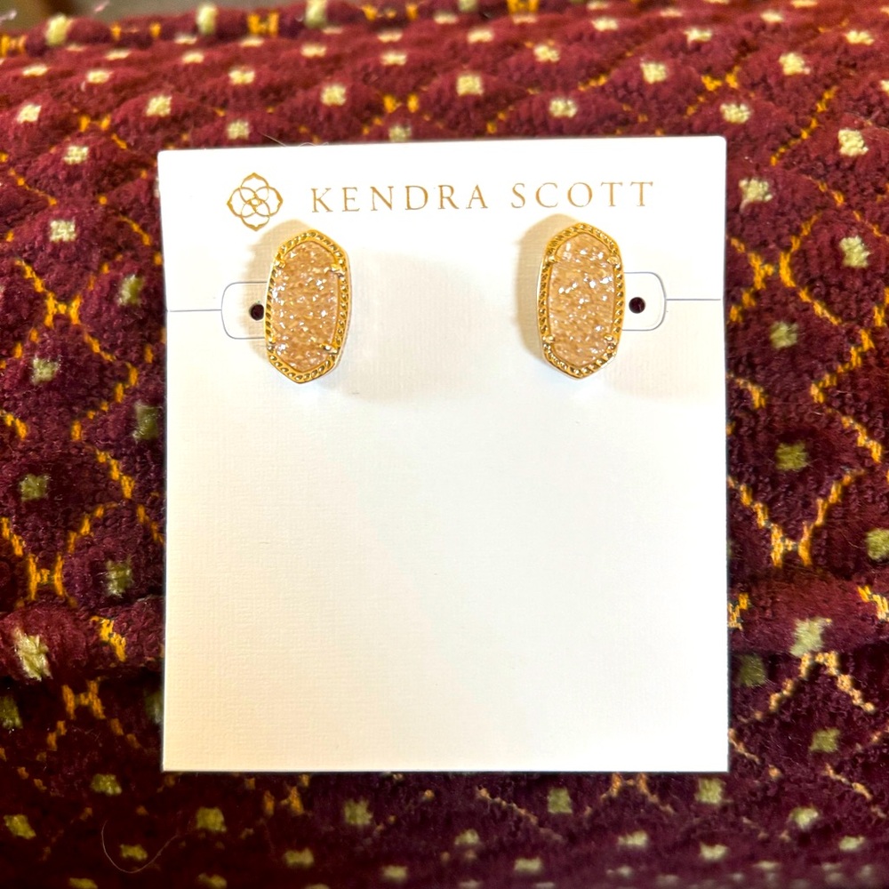 Excellent Condition Worn Once Kendra Scott Sand Drusy Earrings